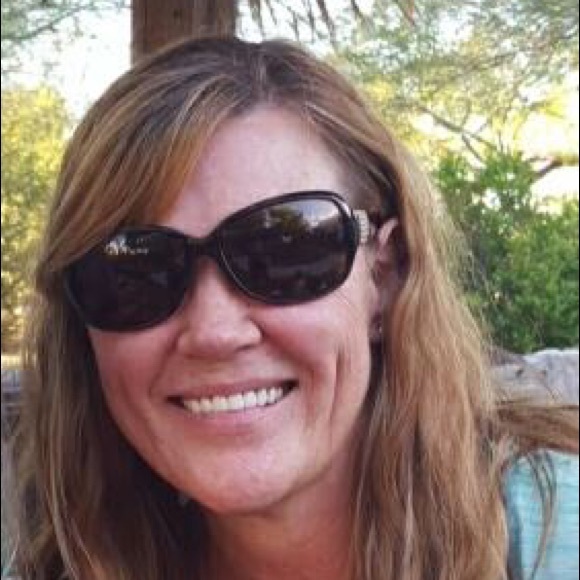 Meet your Posher, Denise - Picture 1 of 1